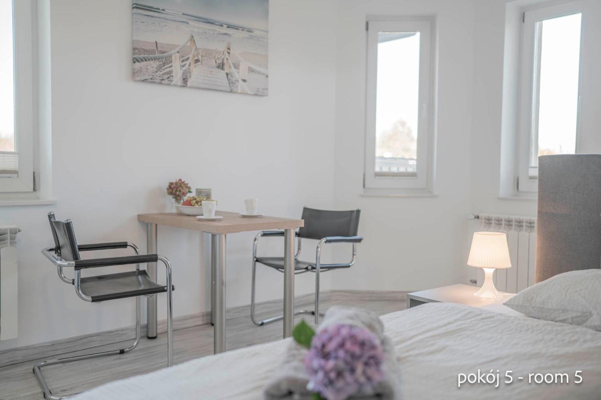 Remus House - Idealny Dla Par & Tylko 2-osobowe Pokoje, Dzieci Od 12 Lat, Bezplatny Parking Apartment *